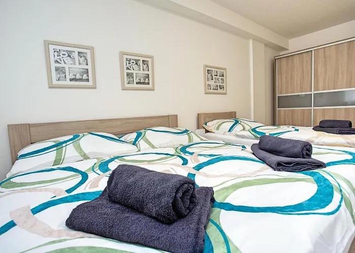 Blue By Mountain Ways * Loucna pod Klinovcem